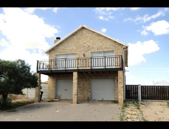 3 BEDROOM HOUSE FOR SALE IN BRITANNIA BAY